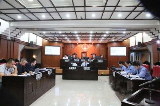 广州检察机关提起的第一起民事公益诉讼案庭审现场。